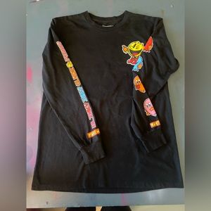 Pac-Man long sleeve black T shirt Medium